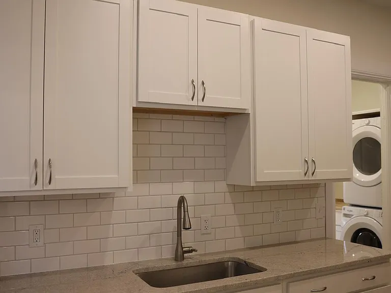 73 Richmond Ave #2 — Photo 1