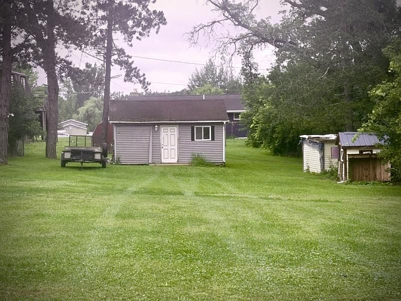 1st image of 221 S County St