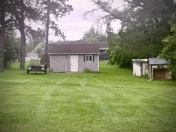 221 S County St, Hillman, MI 49746