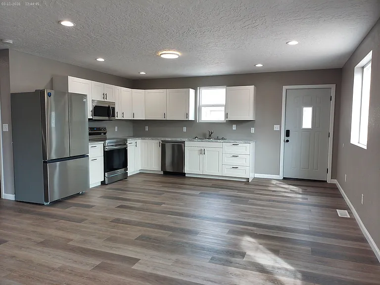 1616 N Buffalo Bill Ave — Photo 4