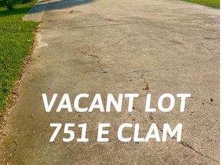 751 E Clam Cir, Port Isabel, TX 78578