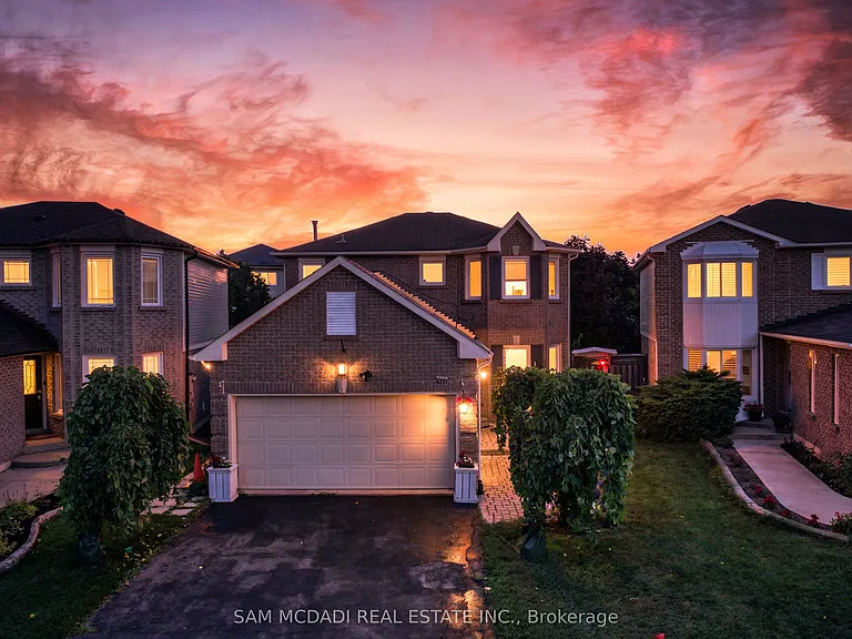 6251 Saltmarsh Ct — Photo 1