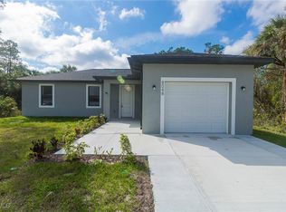 8048 Sherwood Cir, Labelle, FL 33935