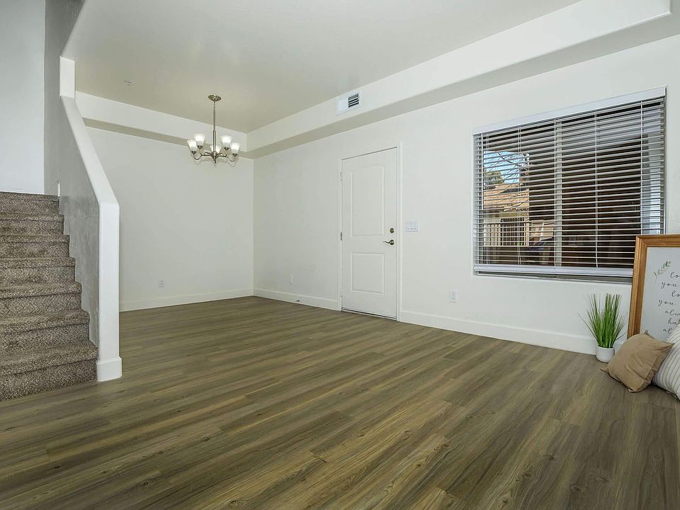 1st image of 4608 W Maryland Ave #17654051