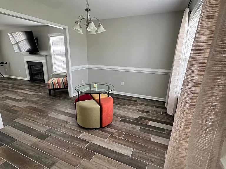 207 Bennington Dr — Photo 21