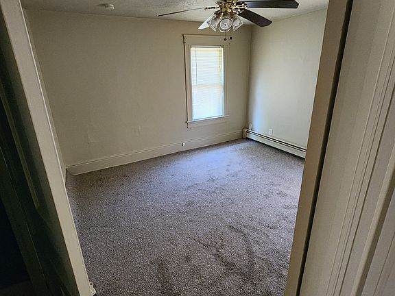 4th image of 2407 E 34th St