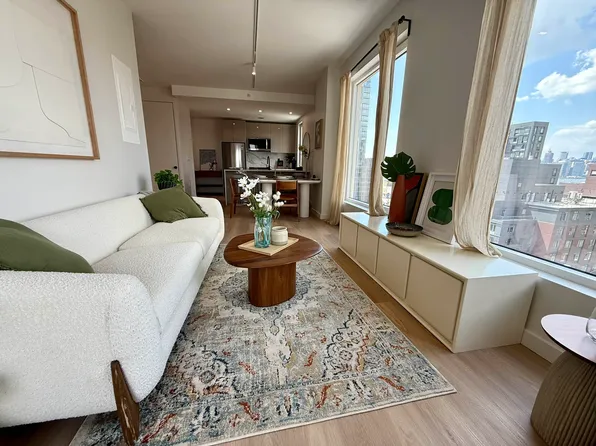 1037 President Street image 2 of 11