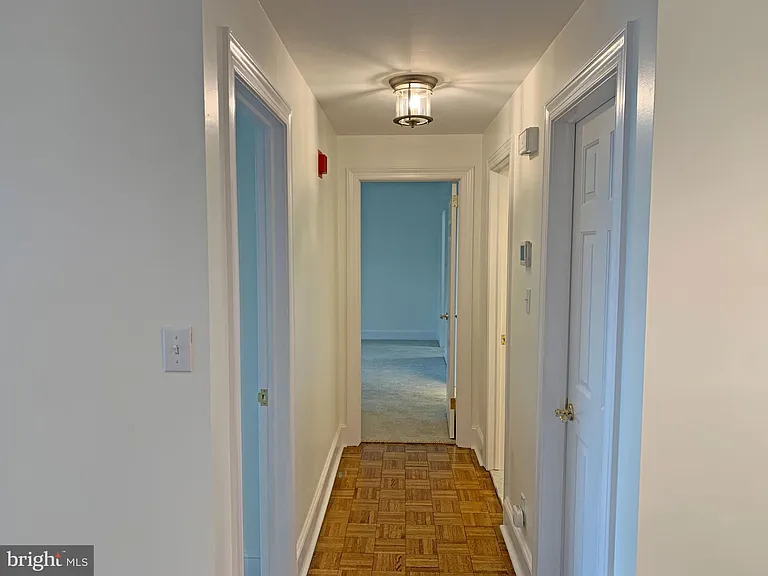 414 Old Lancaster Rd #405 — Photo 31