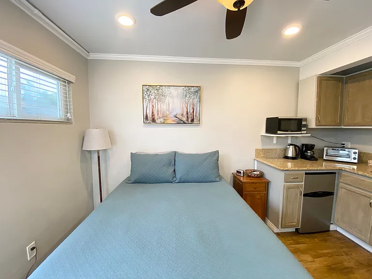 3210 Felton St — Photo 2