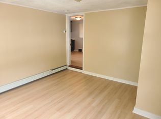 82 Ardmore Rd, West Hartford, CT 06119