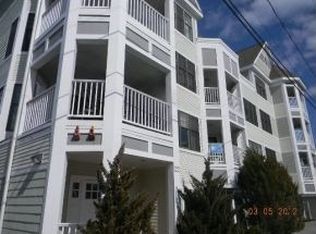 22 K St UNIT 302, Hampton, NH 03842