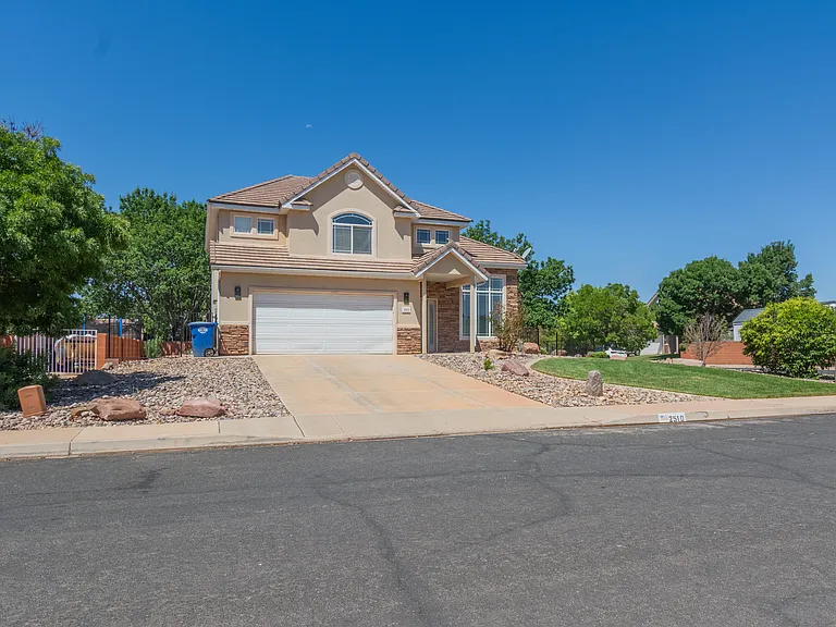 2510 S 450 West Cir — Photo 2