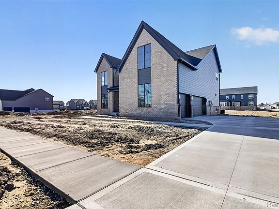 3rd image of 2417 Provencal Dr