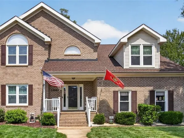 2572 Eagles Lake Rd, Virginia Beach, VA 23456