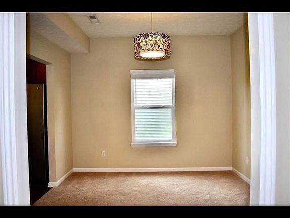 4th image of 8419 Penbrooke Pl