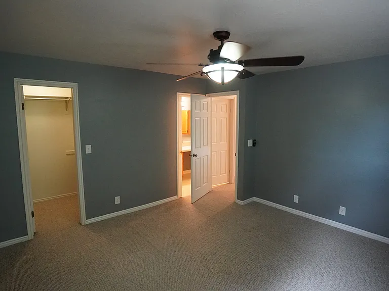 1219 Ash Dr — Photo 13