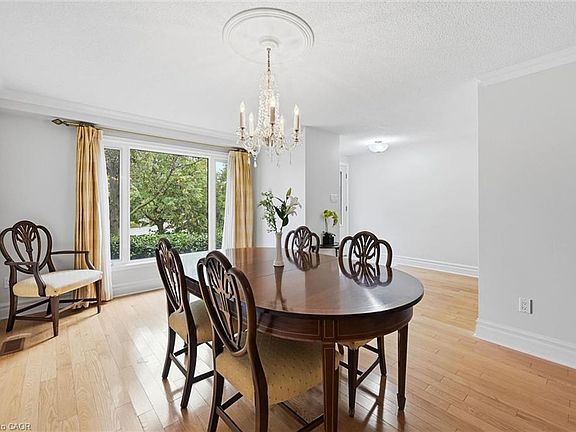 4th image of 2066 Brant St #2