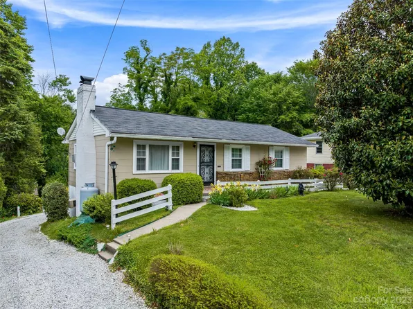 325 Pearson Dr, Asheville, NC 28801