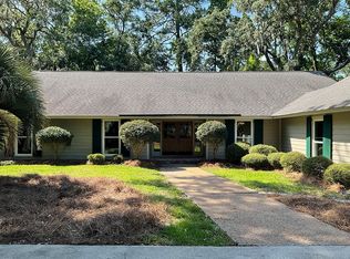3 Ward Ln, Savannah, GA 31411