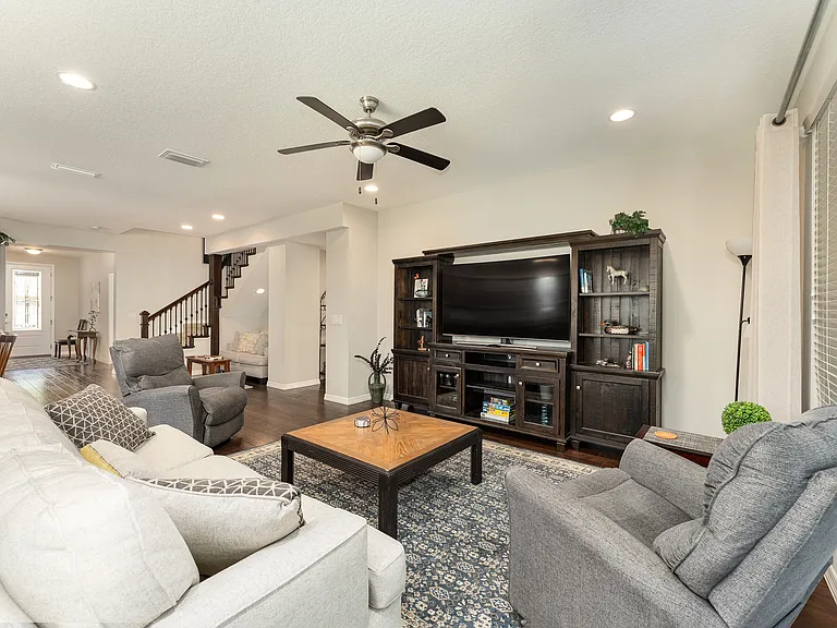 3441 NW 56th Ave — Photo 19