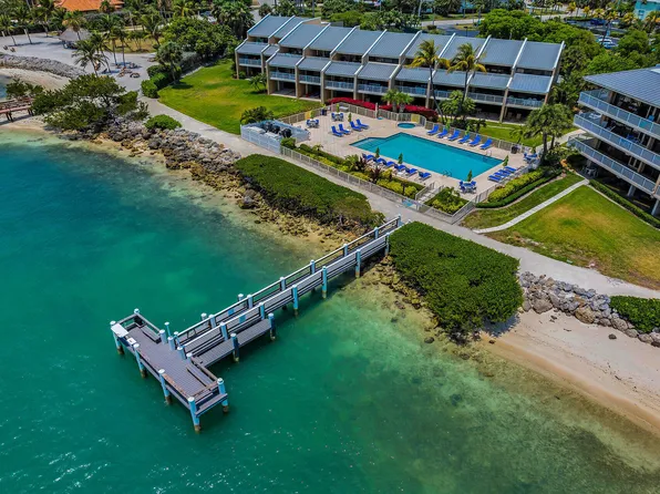 1133 W Ocean Dr #4, Key Colony Beach, FL 33051