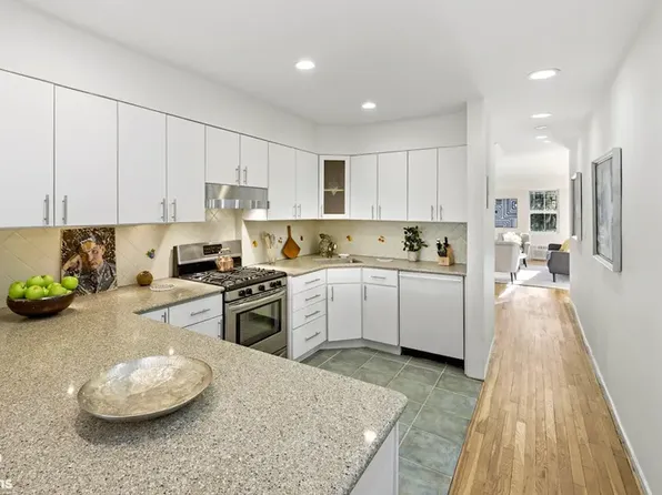 14 West 87th Street image 6 of 14