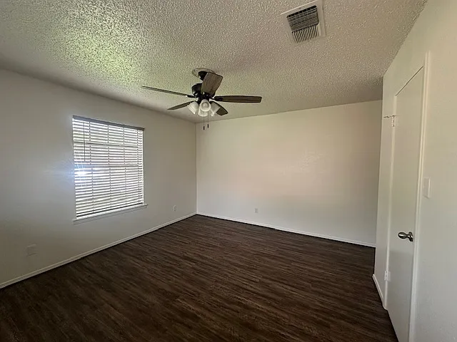 1012 Cottonwood Trl — Photo 16