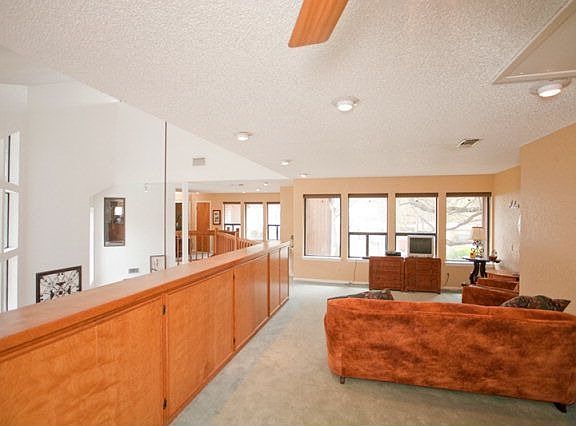 4th image of 1839 Pebble Brook Dr
