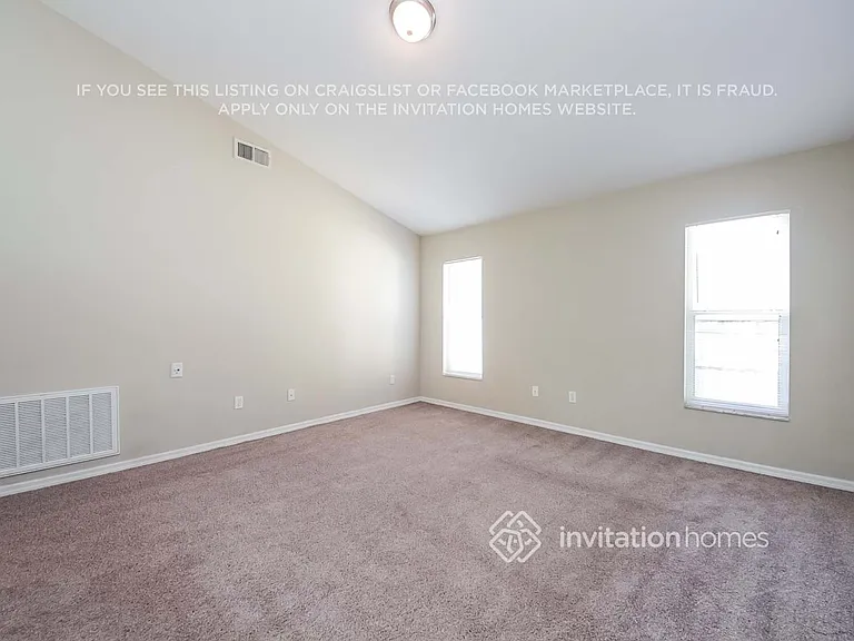 1131 Windy Bluff Dr — Photo 11