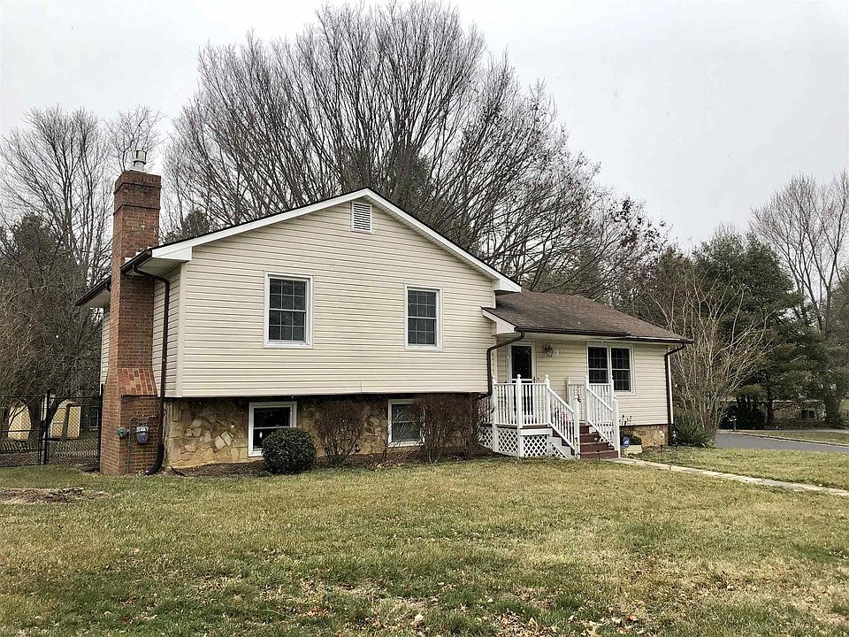 1st image of 1000 Quail Dr
