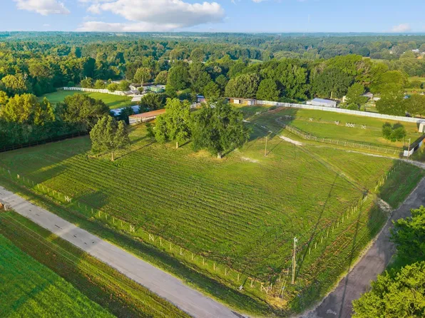 22490 County Road 2290, Arp, TX 75750