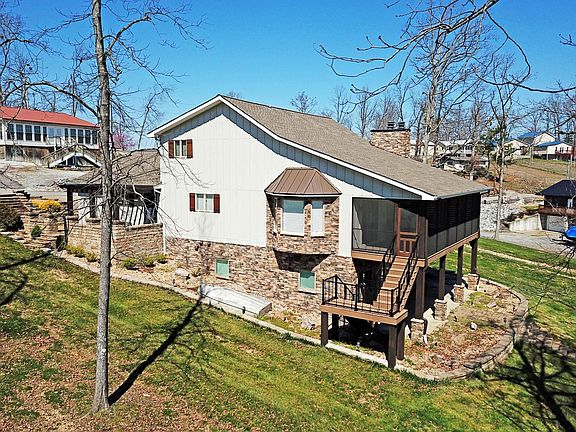 3rd image of 84 Knox Dr