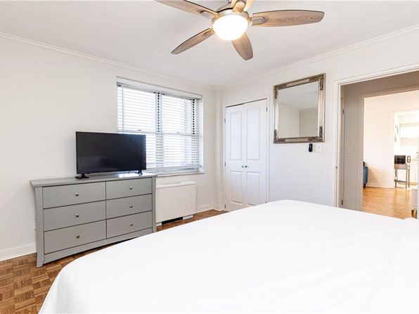 atlanta-georgia-448734549 picture