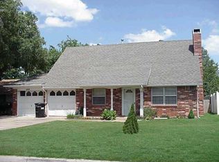 408 S English Dr, Moore, OK 73160