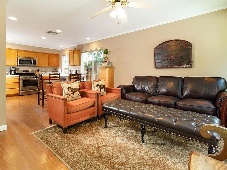 1416 Vigo Ct — Photo 6