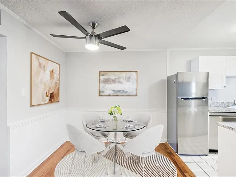 320 Lakeview St #213 — Photo 8