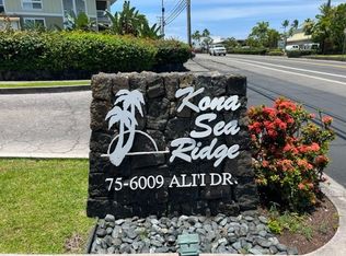 75-6009 Alii Dr APT D2, Kailua Kona, HI 96740