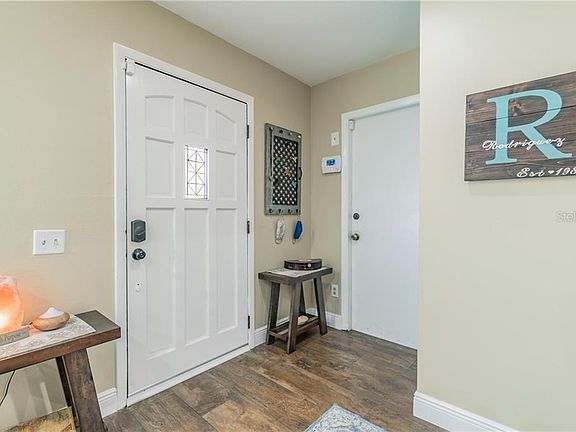3rd image of 5515 Raven Ct