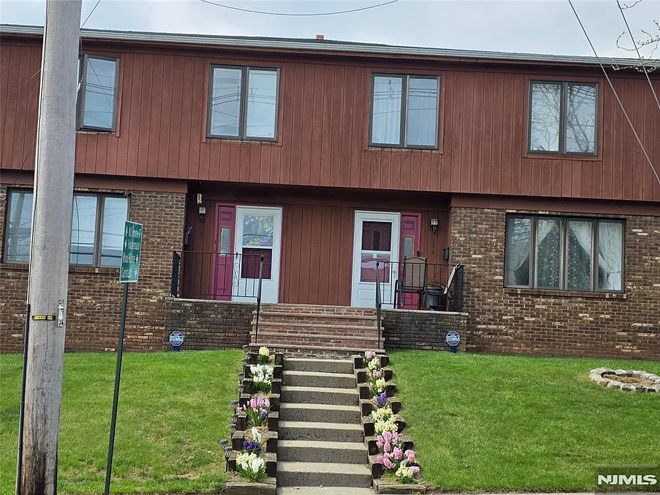 322 Williams Ave