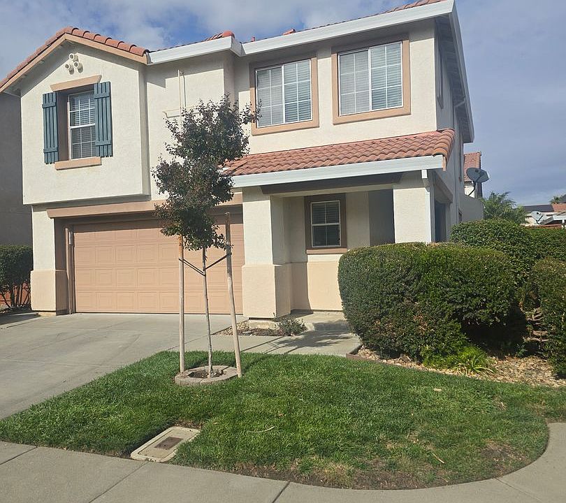 1st image of 661 Sawgrass Ct