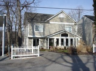 620 Laurel Dr, Pasadena, MD