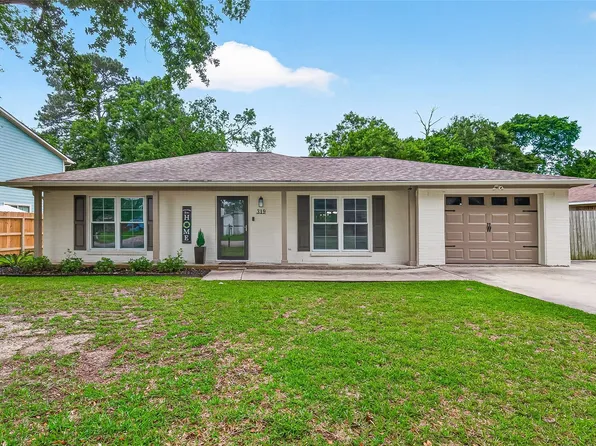 319 Kings Port St, Crosby, TX 77532
