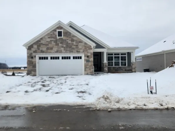 2548 E Baldeagle Dr, Appleton, WI 54913