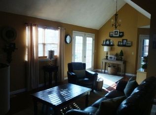 1717 Brookridge Circle Dr, Lawrenceburg, IN
