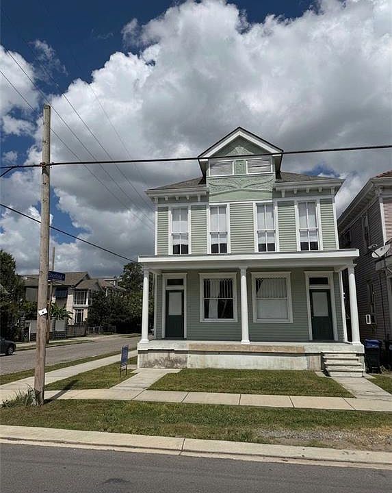 1st image of 137 S Scott St