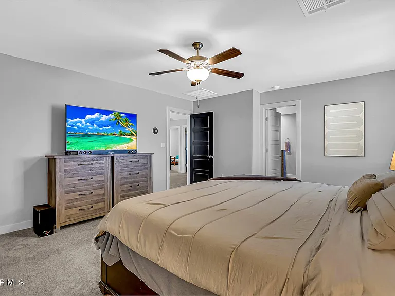 2420 Sammy Cervantes St — Photo 15
