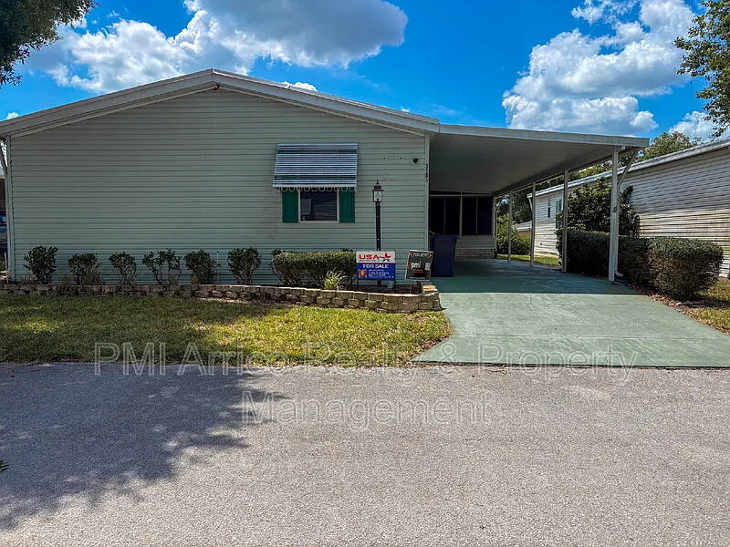 3 bed, 2.0 bath, 1680 sqft, $1,675 — Photo 2