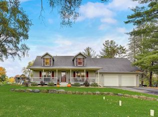 W5114 Cowgill Rd, Rio, WI 53960