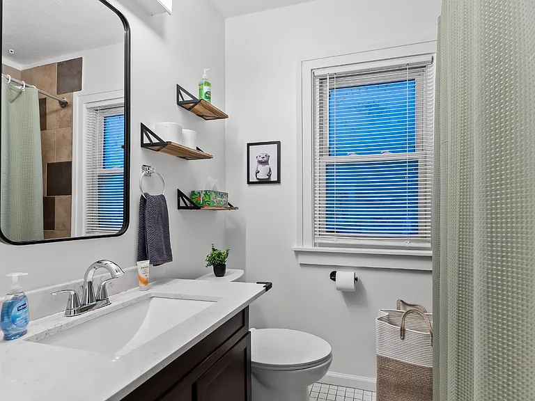 429 S Kenwood Ave — Photo 20