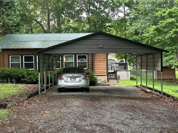 138 Scarlet Ln, Lexington, NC 27292